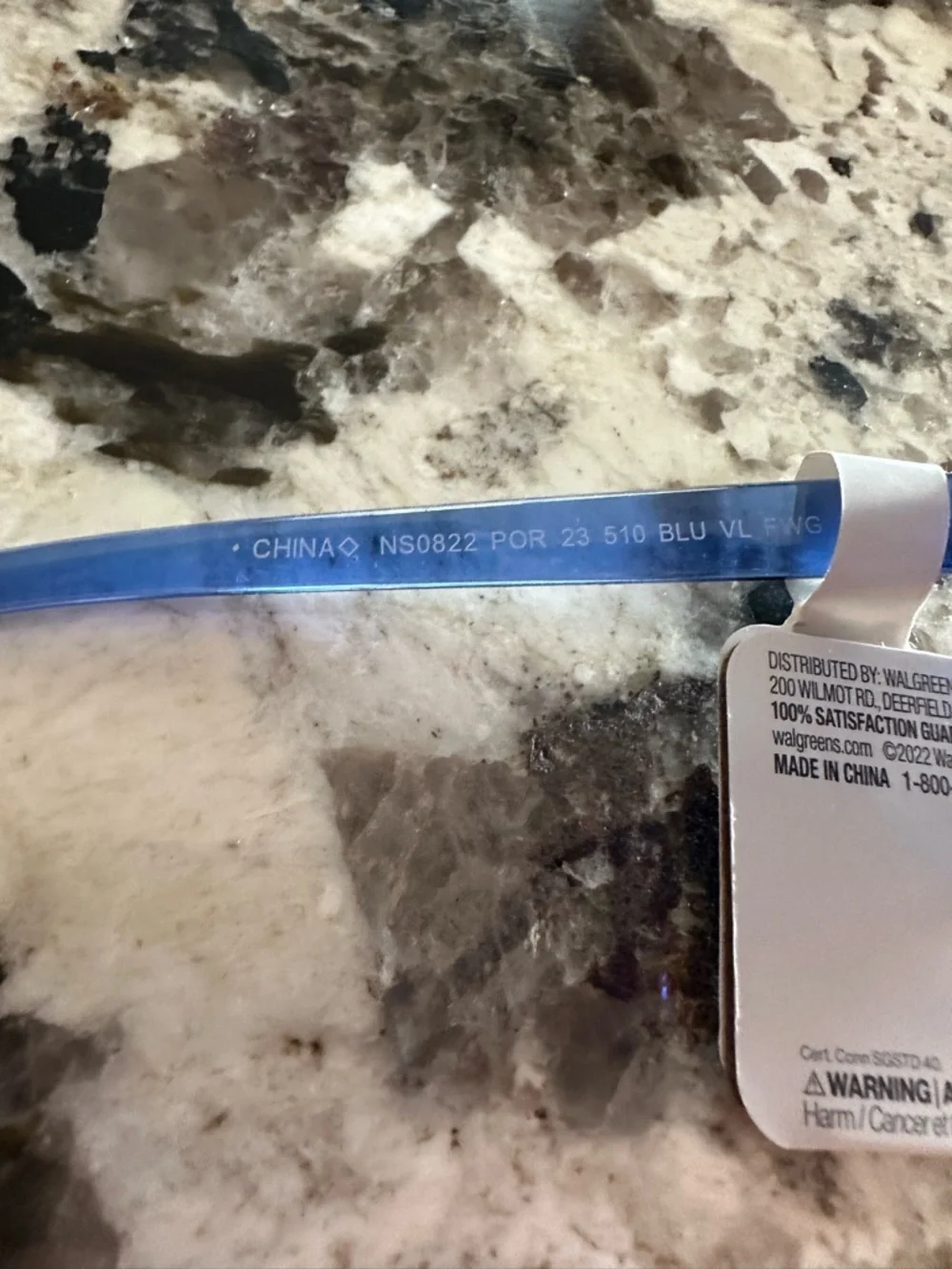 west loop Translucent Blue Sunglasses 100% UV protection - Picture 2 of 3